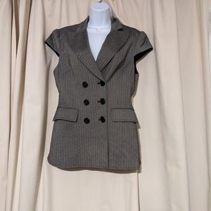 BCBGMAXAZRIA grey short sleeve blazer medium